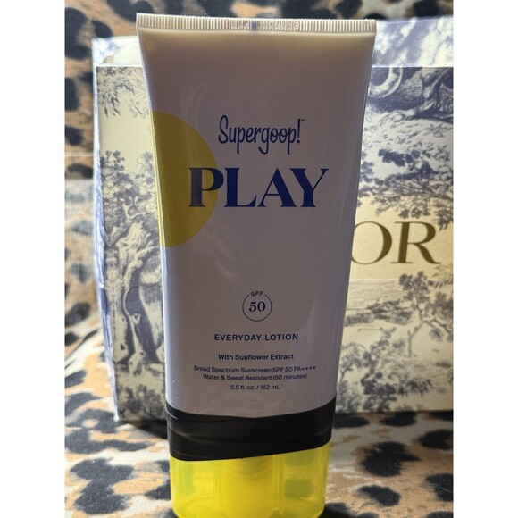 SUPERGOOP Glow Screen SPF 40 Dawn 5.5 oz Exp 3/28/NWOB (LARGE)